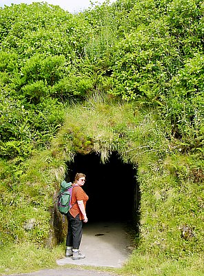 Tunnel entrance to the lookout point in the Caldeira