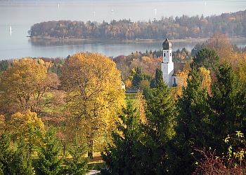 View from Ilka-Hill downto Lake Starnberg