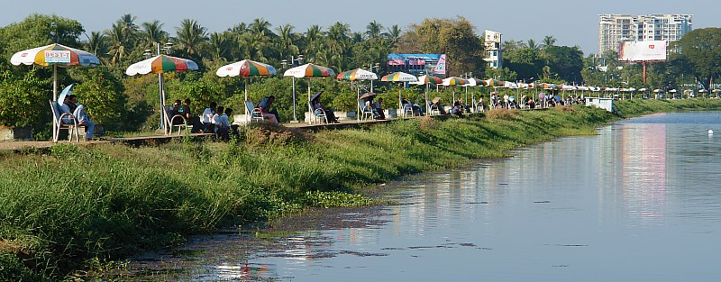 Local recreation area at Lake Inya