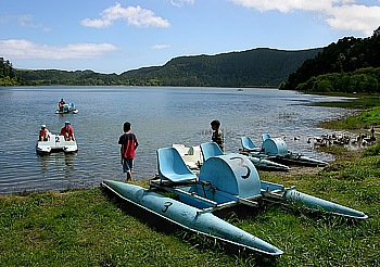 Pedal boating on the Lagoa Furnas