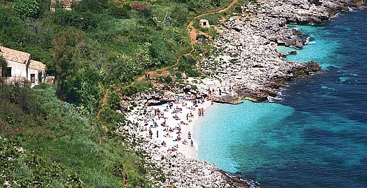 Blick zum Zingaro NP Badestrand Cala dell'Uzzo