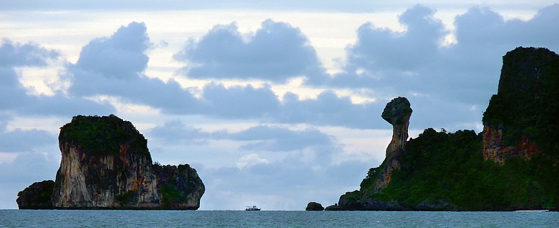 Nice views to Chicken Island