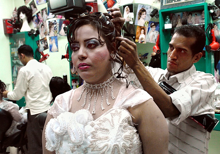 Wedding hairstylist in Luxor