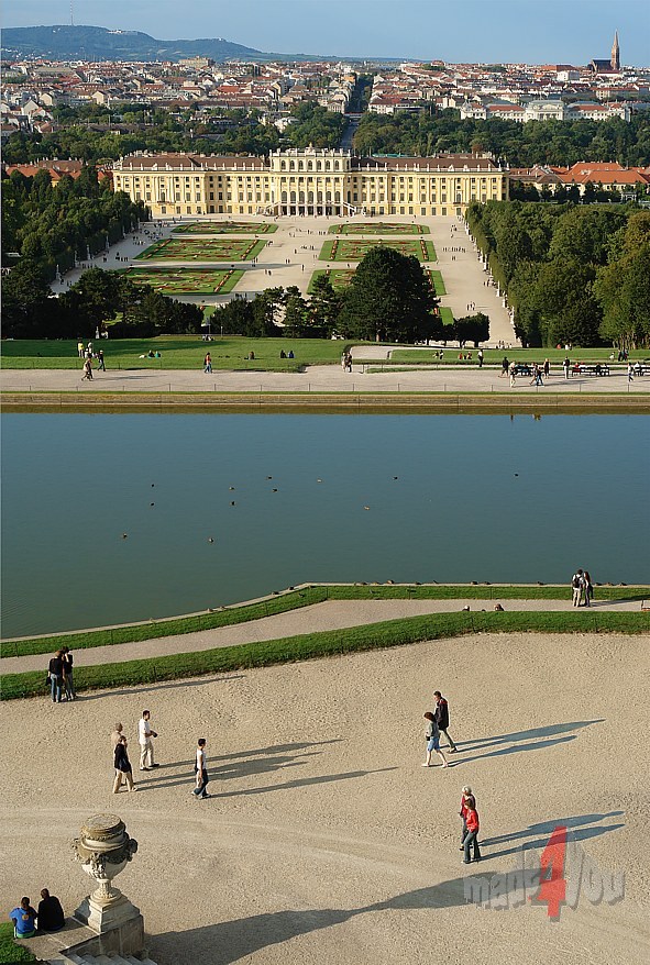 Royal Palace Schoenbrunn