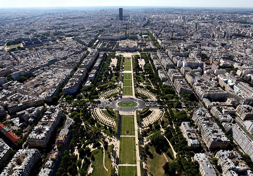 View from Eiffel Tower to tour Montparnace