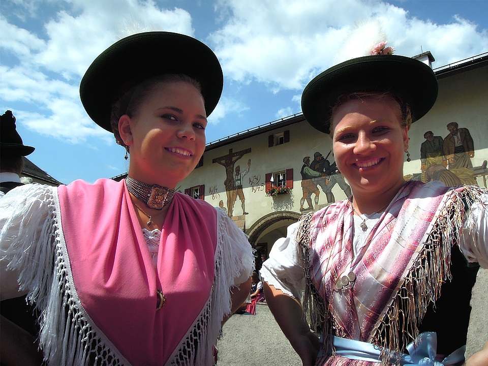 Traditional costumes girls at Berchtesgaden town hall