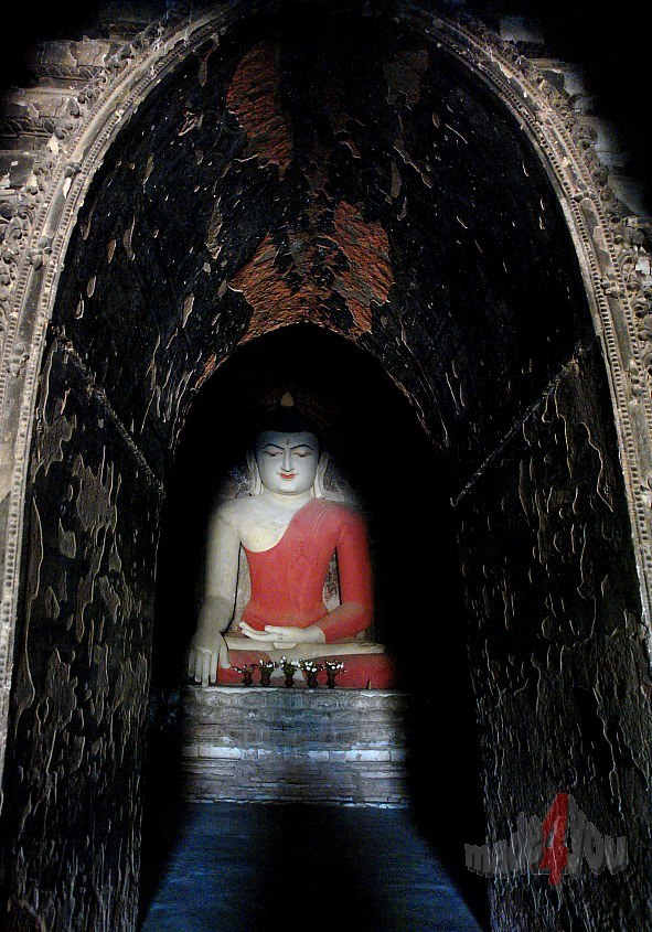 Mystic Buddha in Patho Tha-Myar