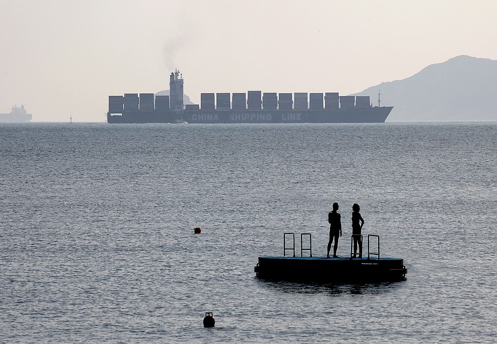 Repulse Bay with Containership in Hongkong