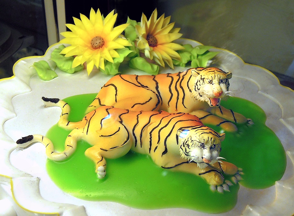 Sweet Tiger cake in Suzhou pastry shop
