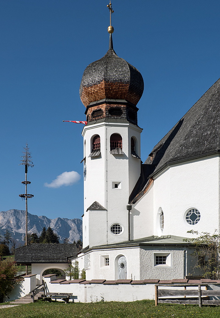 Parish Church of the Holy Family in Oberau