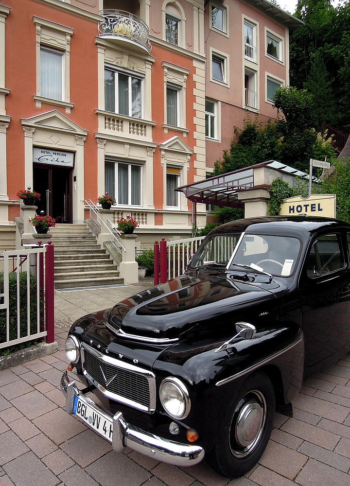Volvo Oldtimer vor dem Hotel Erika in Bad Reichenhall