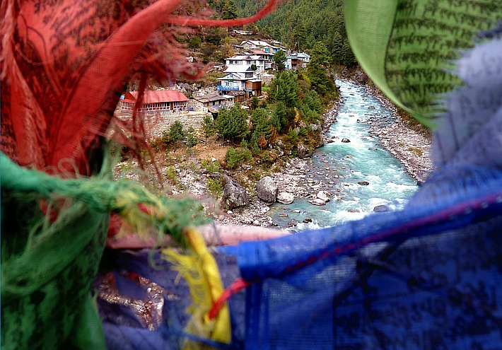 prayer flags at the Milk river near Jorsale