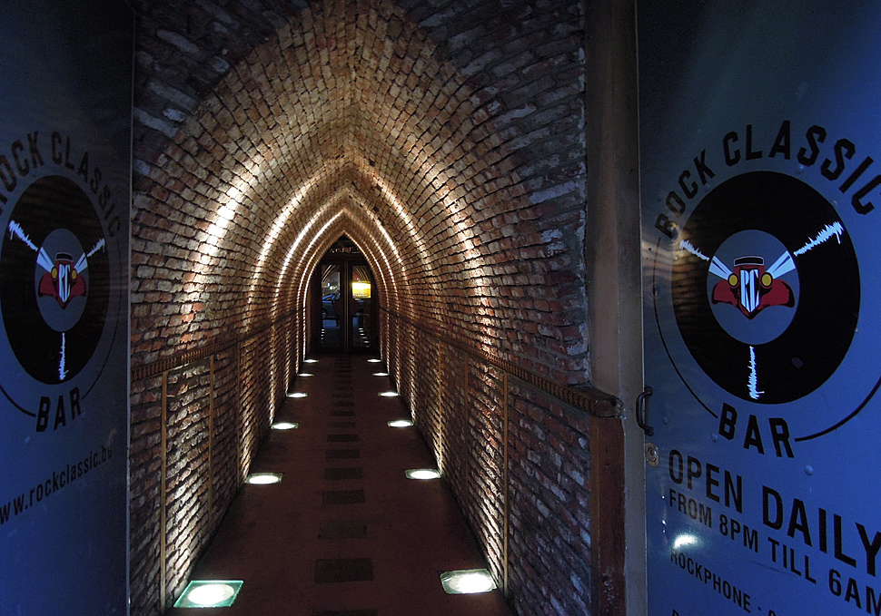 Tunnel entrance to a Disco