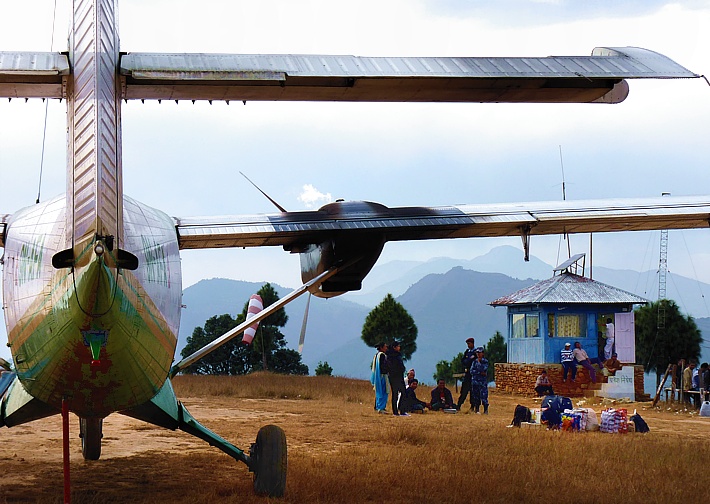 Emergency landing on a field near Lamidanda