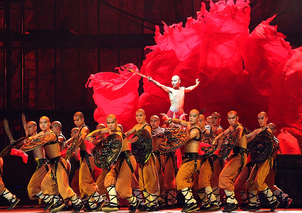 Red Theatre Kungfu Show in Beijing