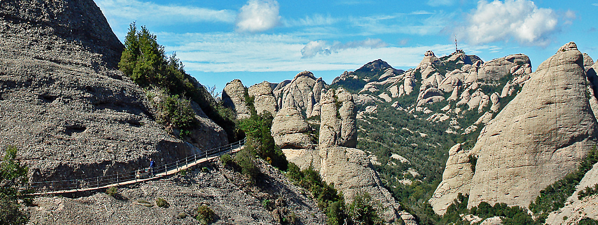 Wanderweg am Berg Montserrat