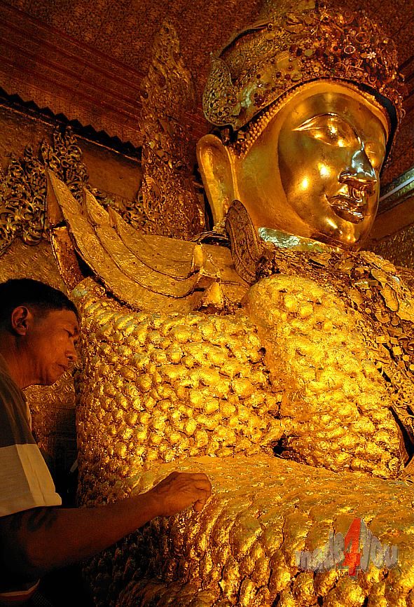 Golden Mahamuni Buddha