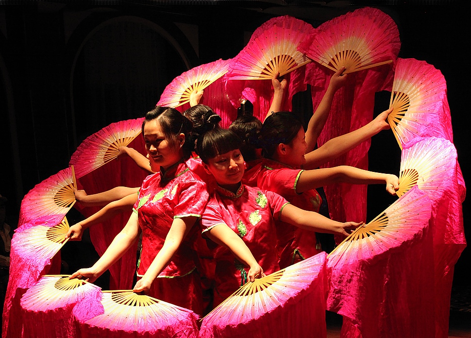 Chinese dance performance during Yangtze cruise