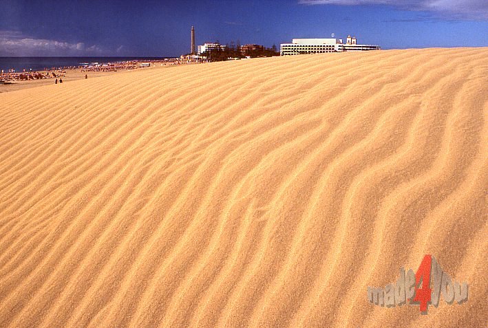 Big sahara sand dunes in Maspalomas