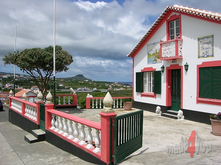 Pension in Biscotis on Terceira