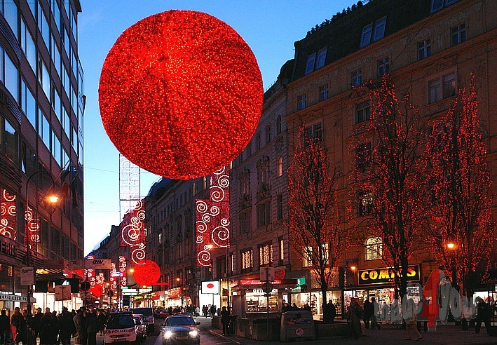 Christmas feeling in the Rothenturm street in Vienna