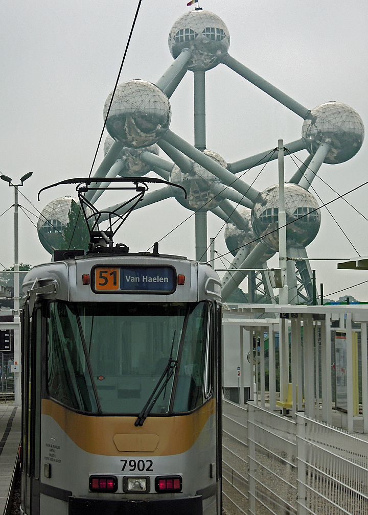 Tram to the Atomium