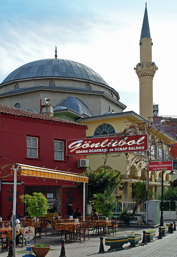 Murat-Pasa-Moschee in der Altstadt von Antalya