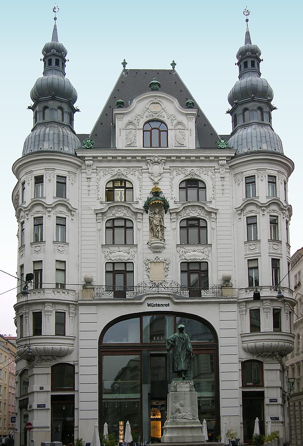Lugeck, Figlmueller Vienna, Gutenberg Monument, Art Nouveau near Backer street
