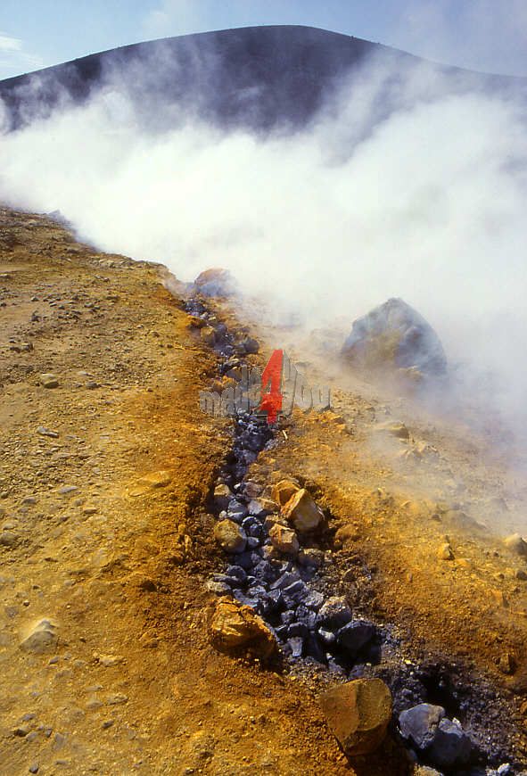 Hot sulphur steam and earth fissures
