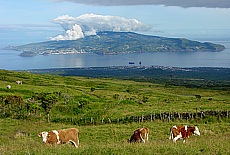 Blick von Pico Richtung Horta auf Faial