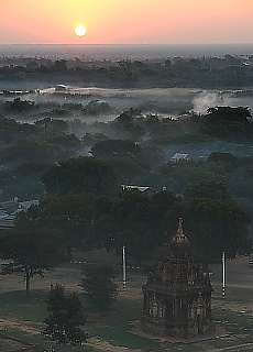 Sunrise in Bagan