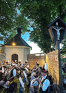 Degerndorfer brass band plays bavarian musik