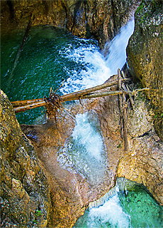 Wildwasser Almbachklamm bei Marktschellenberg