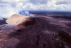 active Pu'u O'o Crater