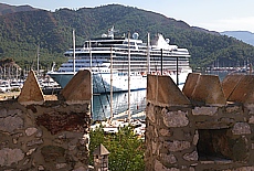 Kreuzfahrtschiff in Marmaris