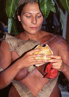 Sandwich break at Bodypainting