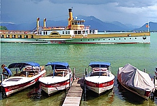 Nostalgisches Chiemsee Schiff in Prien