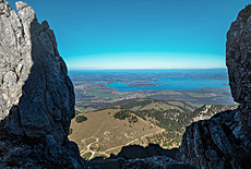 Blick von der Kampenwand zum Chiemsee