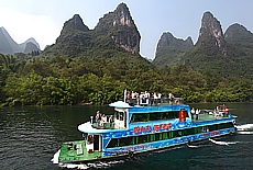 Boat trip on the Li River from Guilin to Yangshuo