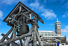 Fichtelberghaus mit Glocke