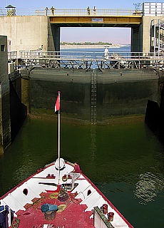 Hotelship in the lock chamber of Esna