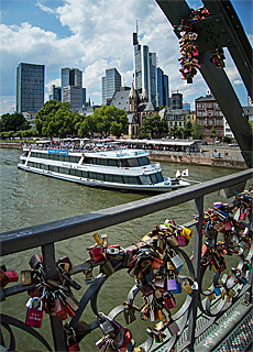 Skyline Frankfurt at Eiserner Steg footbridge