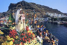 Procession on the sea in Mogan