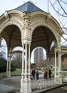 Pavillon der Parkkolonnade