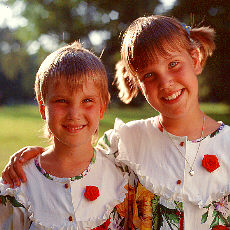 Portrait sisters