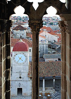 Clock tower in neighborhood to Kathedrale of Trogir