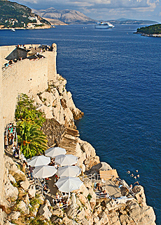 Badeplatz Buza in der Stadtmauer von Dubrovnik