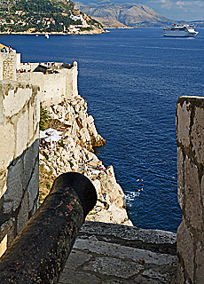 Bathing place Buza in the city wall of Dubrovnik