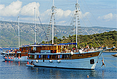 Badespass beim Segeltrn in Kroatien