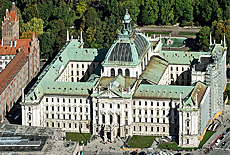 Justizpalast am Stachus